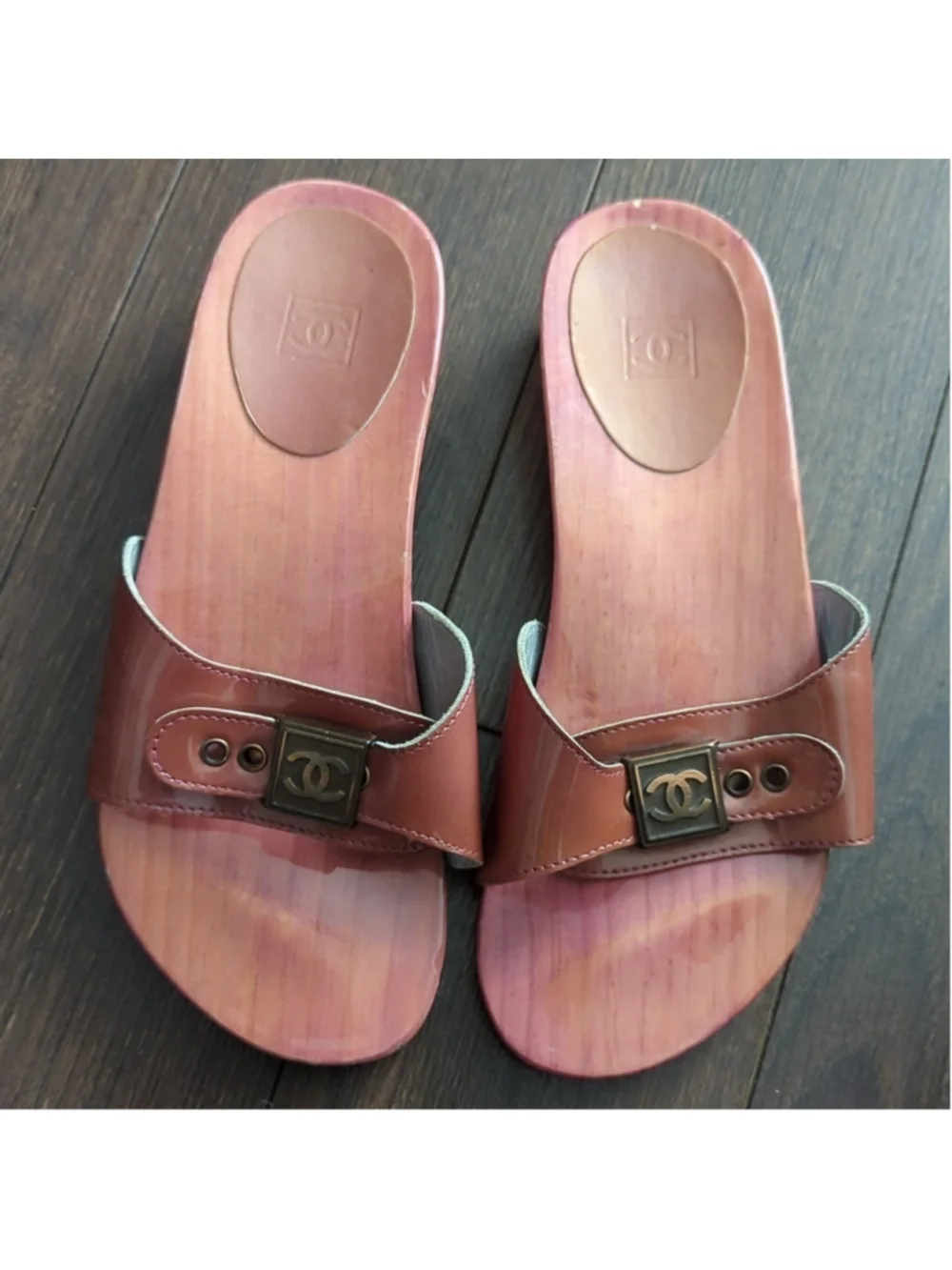 CHANEL Vintage Interlocking CC Logo Clogs